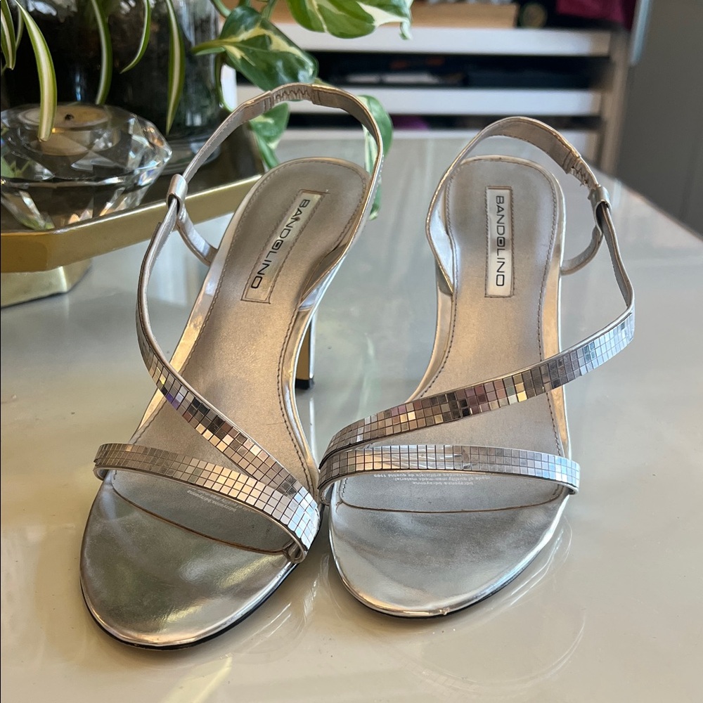 Bandolino Metallic Silver Heels
